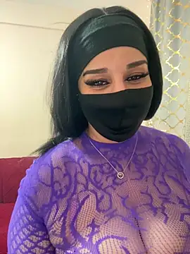 Snapshot of mari_layali chatting on 03/26/26, 10:26 mari layali online show from 03/26/26, 10:26