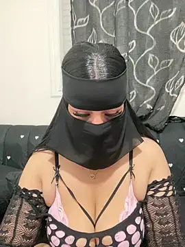 Snapshot of mari_layali chatting on 06/17/26, 08:32 mari layali online show from 06/17/26, 08:32