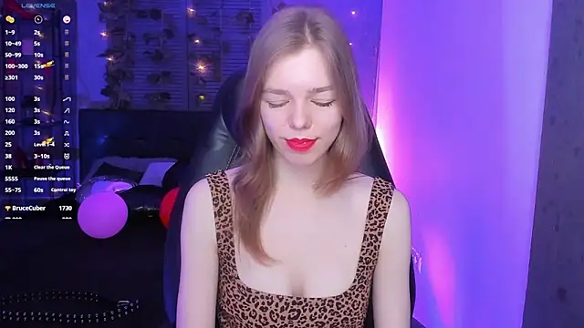 Snapshot of Tina_Tayllor chatting on 03/03/25, 06:55 Tina Tayllor online show from 03/03/25, 06:55