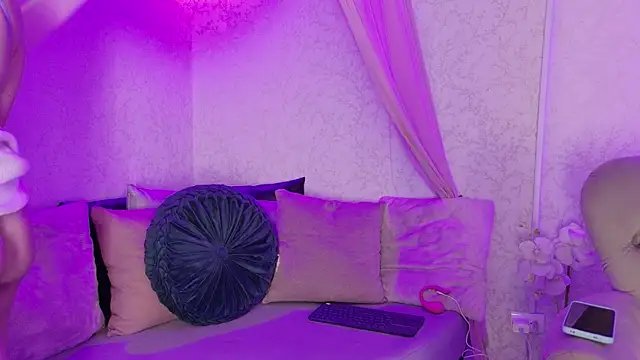 Susa1userma  online show from 07/15/26, 11:48
