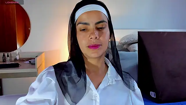 ClaraMariaMon online show from 03/17/25, 07:37