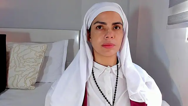 ClaraMariaMon online show from 06/24/26, 02:27