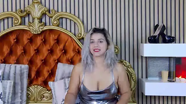 Snapshot of SweetMissXXX chatting on 10/18/25, 07:31 SweetMissXXX online show from 10/18/25, 07:31