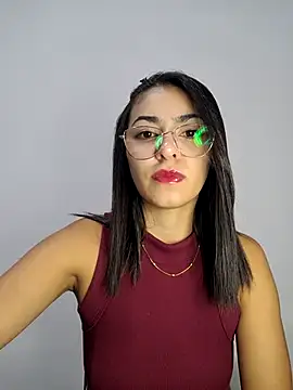 Snapshot of LuluzYPiero chatting on 03/15/25, 11:17 LuluzYPiero online show from 03/15/25, 11:17