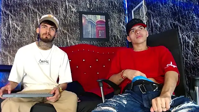 Snapshot of Brutal_Sex_Fucking chatting on 12/15/24, 10:04 Brutal Sex Fucking online show from 12/15/24, 10:04