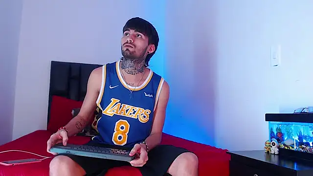 Snapshot of Brutal_Sex_Fucking chatting on 01/09/25, 03:36 Brutal Sex Fucking online show from 01/09/25, 03:36