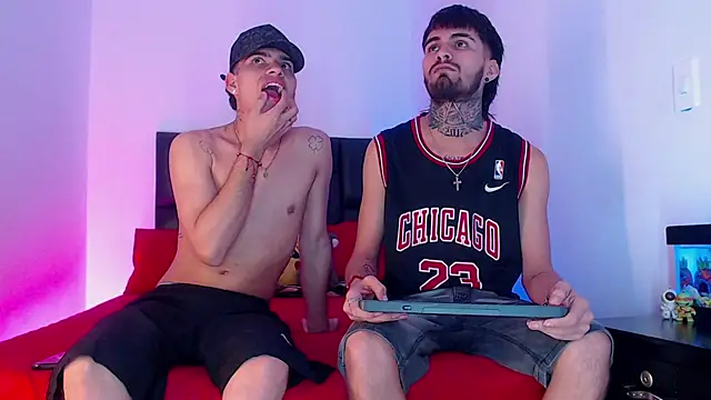 Snapshot of Brutal_Sex_Fucking chatting on 01/25/25, 07:49 Brutal Sex Fucking online show from 01/25/25, 07:49