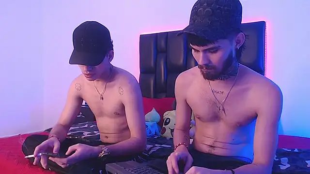 Snapshot of Brutal_Sex_Fucking chatting on 02/21/25, 09:54 Brutal Sex Fucking online show from 02/21/25, 09:54