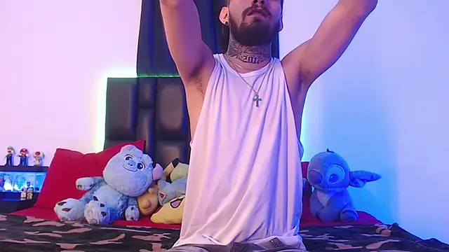 Snapshot of Brutal_Sex_Fucking chatting on 03/18/25, 07:31 Brutal Sex Fucking online show from 03/18/25, 07:31