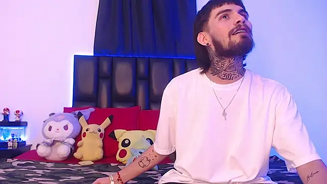 Snapshot of Brutal_Sex_Fucking chatting on 03/20/25, 08:08 Brutal Sex Fucking online show from 03/20/25, 08:08