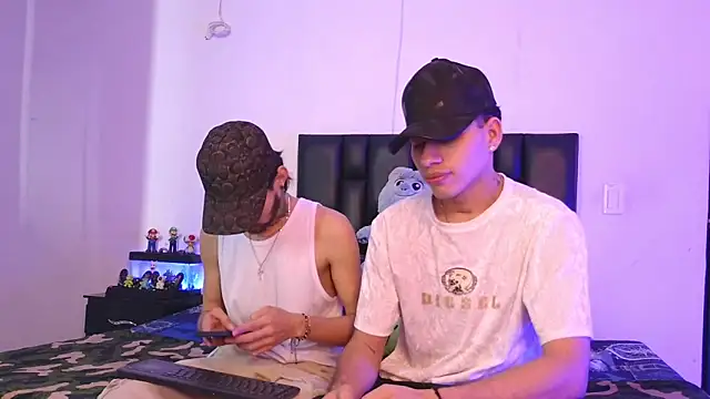 Snapshot of Brutal_Sex_Fucking chatting on 09/09/25, 11:26 Brutal Sex Fucking online show from 09/09/25, 11:26