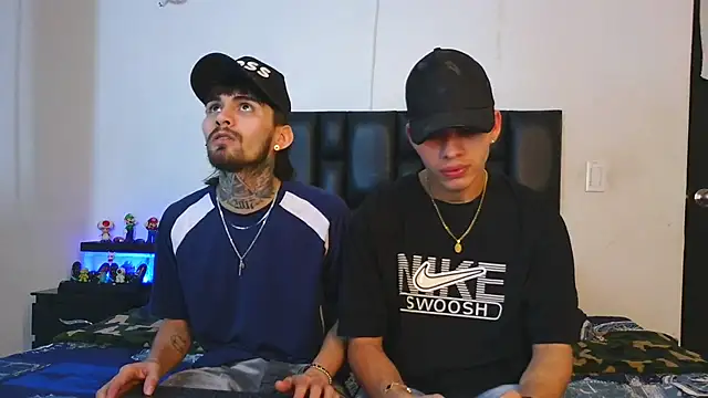 Snapshot of Brutal_Sex_Fucking chatting on 09/12/25, 10:43 Brutal Sex Fucking online show from 09/12/25, 10:43