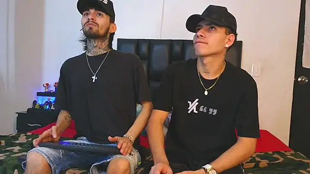 Snapshot of Brutal_Sex_Fucking chatting on 09/14/25, 10:53 Brutal Sex Fucking online show from 09/14/25, 10:53