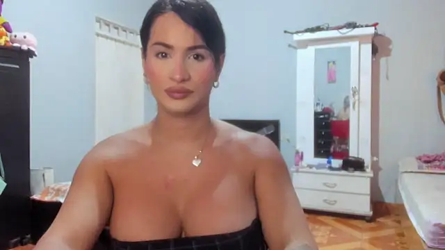 jennifer ts online show from 10/29/25, 05:36