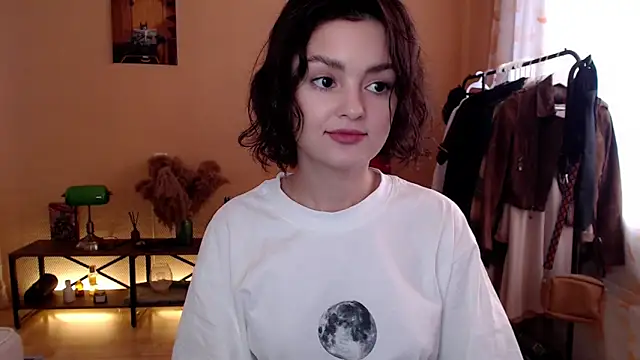 CuteRuby99 online show from 10/12/25, 10:47