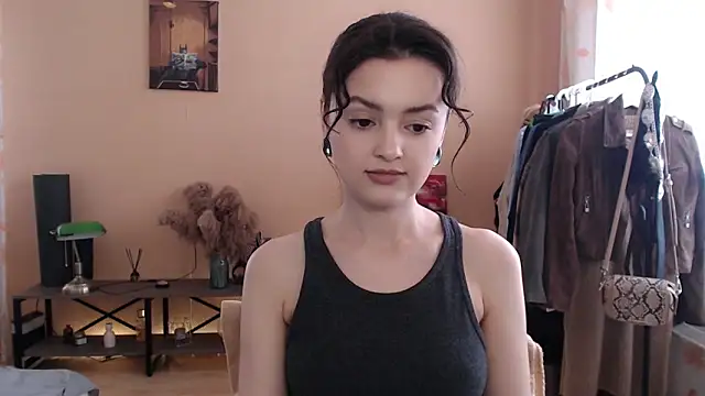 CuteRuby99 online show from 05/27/26, 08:11