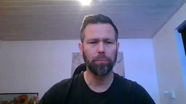 Snapshot of Gotta1 chatting on 12/05/25, 03:20 Gotta1 online show from 12/05/25, 03:20