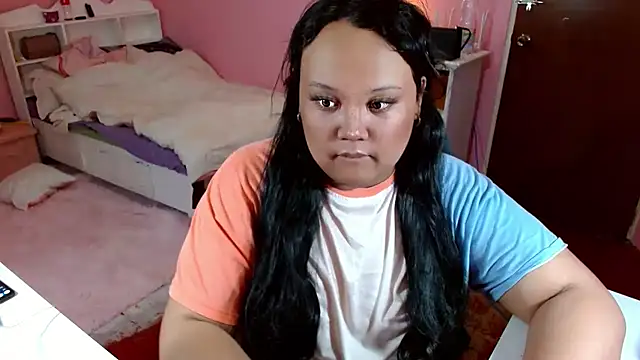 Snapshot of GiannaLopezSmith chatting on 10/08/25, 02:58 GiannaLopezSmith online show from 10/08/25, 02:58