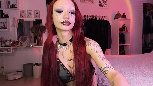 Snapshot of Marcellean chatting on 10/27/25, 02:37 Marcellean online show from 10/27/25, 02:37