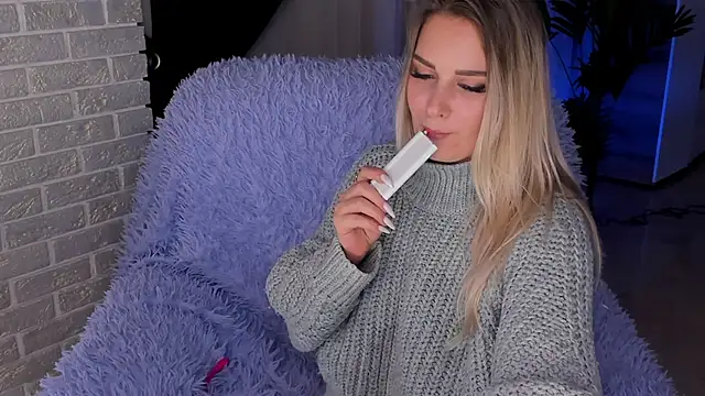 KittiLiza online show from 01/26/25, 09:51