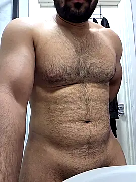 Snapshot of samcumms chatting on 10/31/25, 08:43 samcumms online show from 10/31/25, 08:43