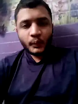 Snapshot of Naresh00766 chatting on 12/15/25, 07:34 Naresh00766 online show from 12/15/25, 07:34