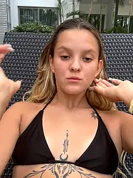 LeonaLoveFuck online show from 09/22/25, 03:41