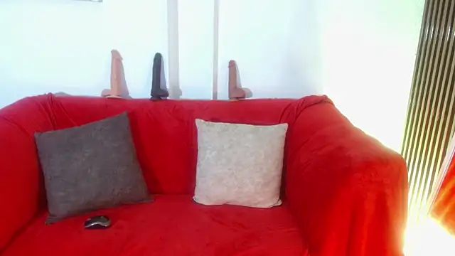 ARTEMIZA LOVE  online show from 10/29/25, 12:51