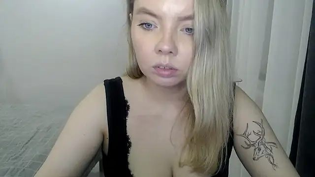 PolinaXXXJones online show from 01/17/25, 04:04