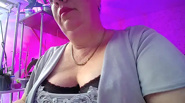 Snapshot of _Sweet_Woman chatting on 01/07/25, 12:20 Sweet Woman online show from 01/07/25, 12:20