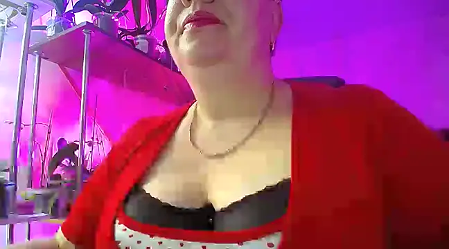 Snapshot of _Sweet_Woman chatting on 01/10/25, 08:18 Sweet Woman online show from 01/10/25, 08:18