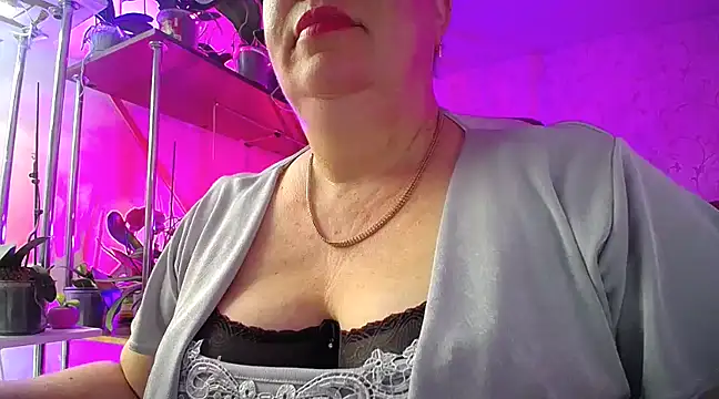Snapshot of _Sweet_Woman chatting on 01/30/25, 09:04 Sweet Woman online show from 01/30/25, 09:04