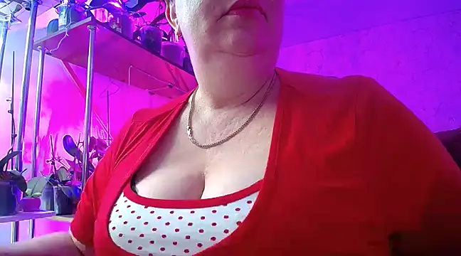 Snapshot of _Sweet_Woman chatting on 02/11/25, 04:11 Sweet Woman online show from 02/11/25, 04:11