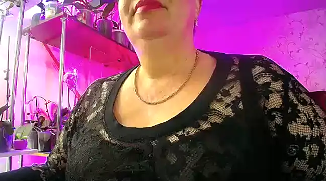 Snapshot of _Sweet_Woman chatting on 02/15/25, 08:33 Sweet Woman online show from 02/15/25, 08:33
