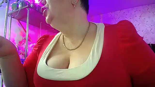 Snapshot of _Sweet_Woman chatting on 03/22/25, 05:28 Sweet Woman online show from 03/22/25, 05:28
