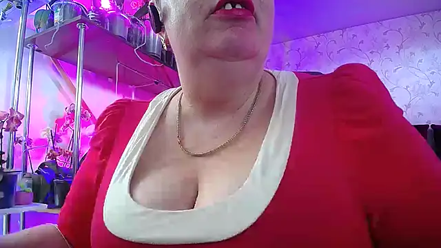 Snapshot of _Sweet_Woman chatting on 03/22/25, 09:56 Sweet Woman online show from 03/22/25, 09:56