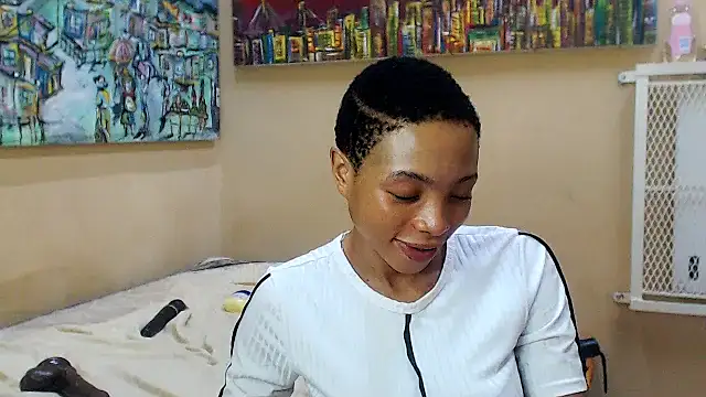 Snapshot of CaramelDelux27 chatting on 02/12/25, 04:22 CaramelDelux27 online show from 02/12/25, 04:22