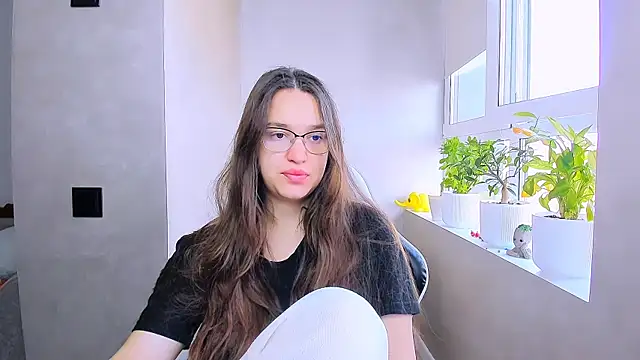 fancy bunny online show from 05/14/26, 06:31
