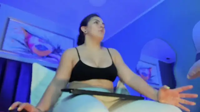 Anny ferrer  online show from 01/17/25, 02:50
