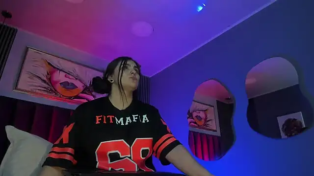 Anny ferrer  online show from 02/01/25, 03:30