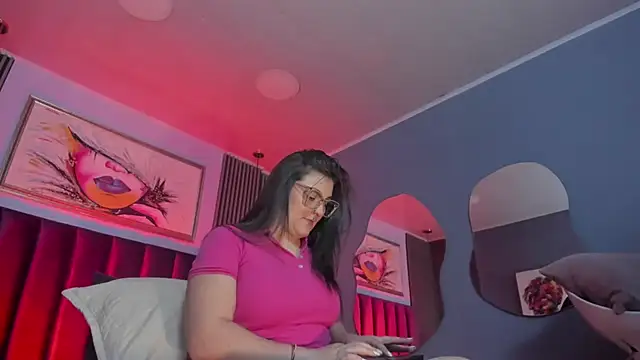 Anny ferrer  online show from 02/03/25, 03:09