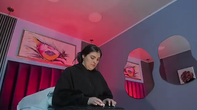 Anny ferrer  online show from 02/08/25, 03:30