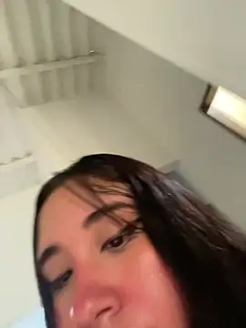 melyescobar online show from 12/26/24, 12:05
