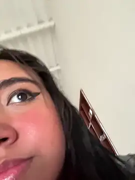 melyescobar online show from 01/03/25, 12:08