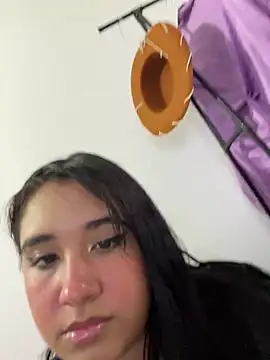 melyescobar online show from 01/21/25, 12:07