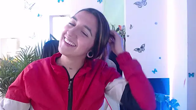 Lia-mitch online show from 09/23/25, 05:49