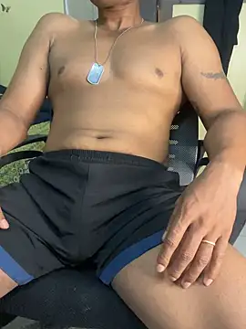 Snapshot of loveboyrp chatting on 09/27/25, 02:49 loveboyrp online show from 09/27/25, 02:49