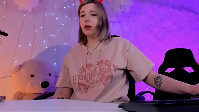 AliceSunday online show from 12/07/24, 11:29