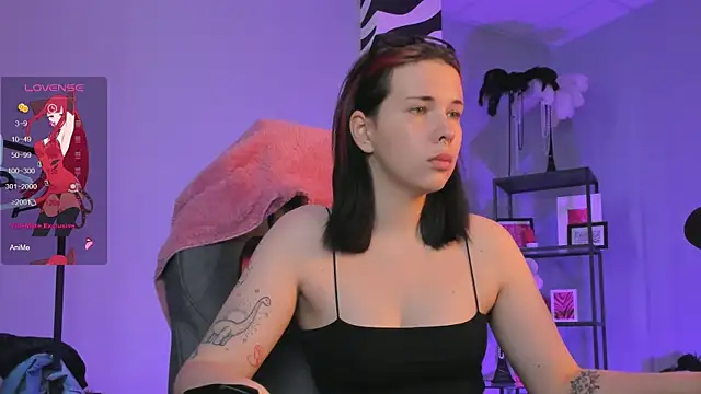 AliceSunday online show from 09/19/25, 10:05