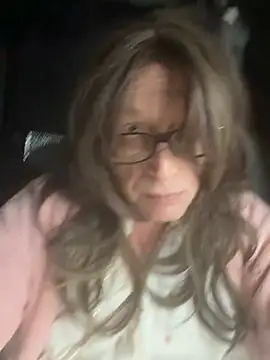 NinasNylonz online show from 05/12/26, 01:52